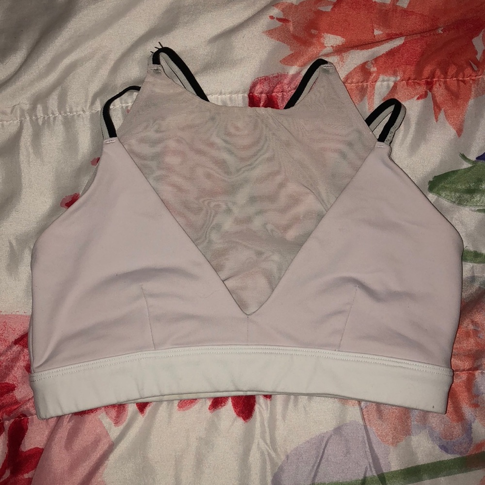 ALO yoga sports bra!